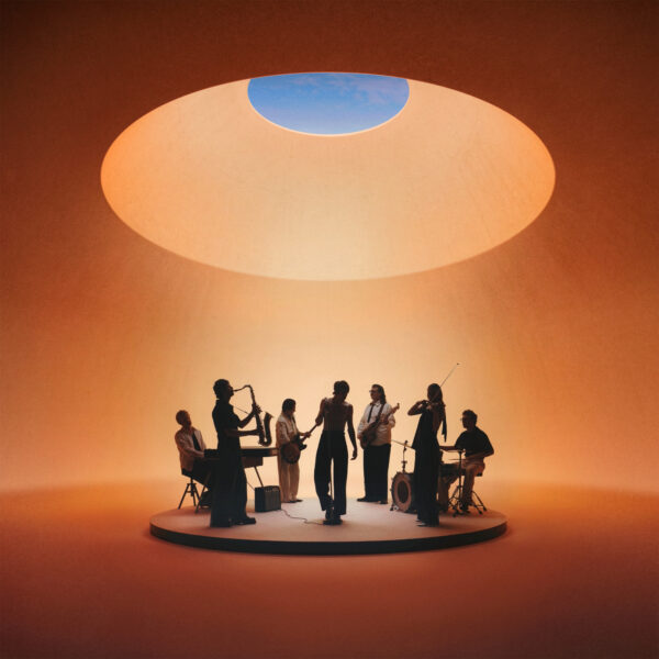 Album art Son Mieux - Dark Before The Dawn