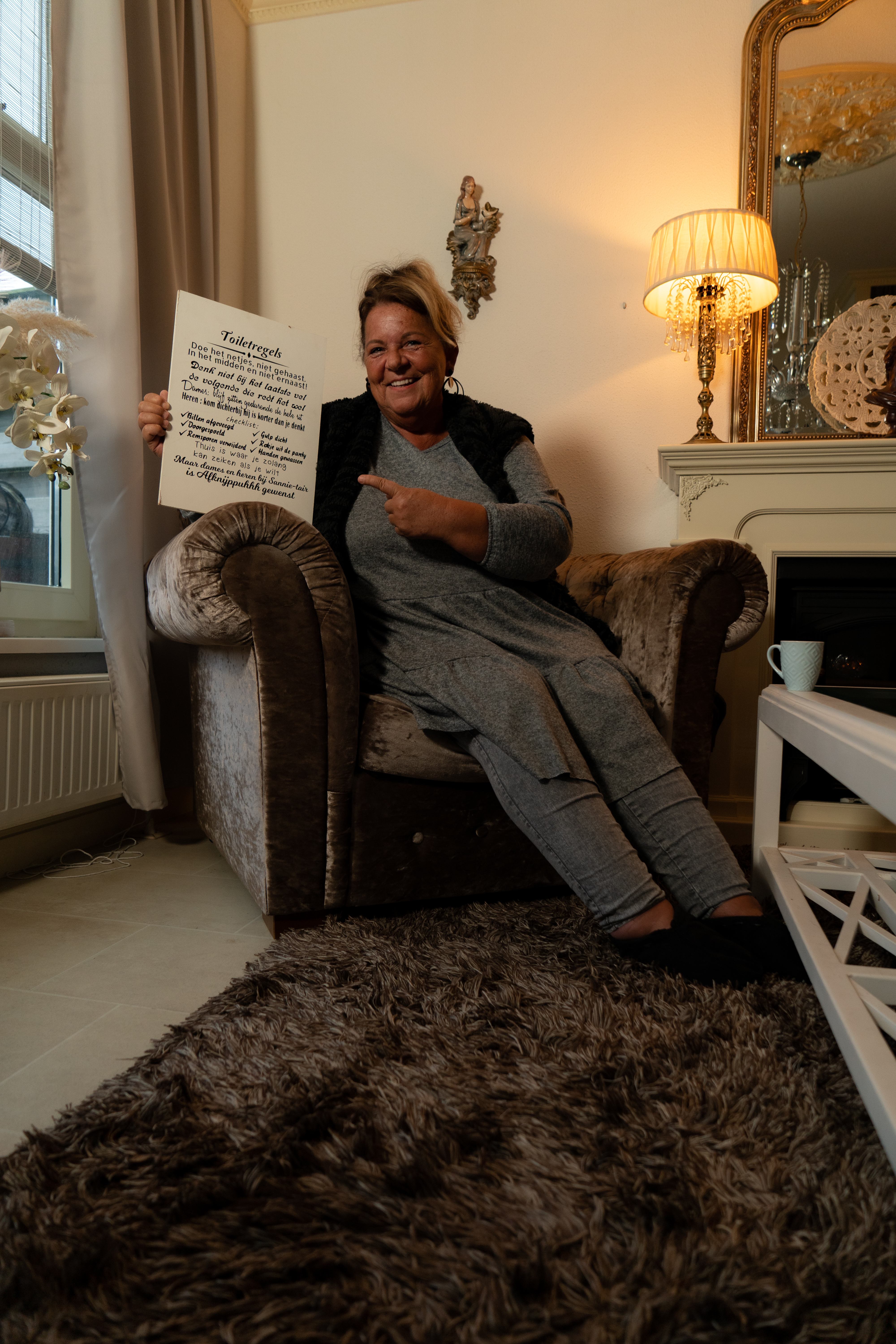 Sannie met haar toiletregels
