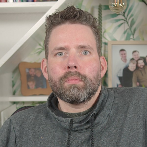 Anjo (41) heeft ALS en creëert een animatiefilm om andere gezinnen te helpen