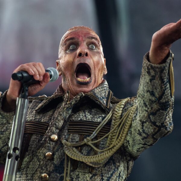 Onderzoek naar wangedrag Till Lindemann van Rammstein is gestaakt
