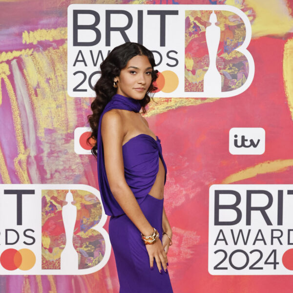 'Man I Need': Olivia Dean uit haar liefdestaal in tweede 3FM Megahit