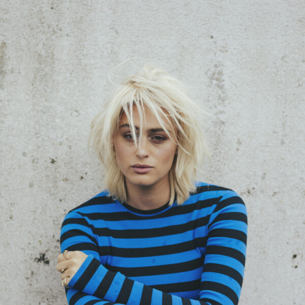 Bente geeft kracht met 'Hoogtevrees': het themalied voor 3FM Serious Request 2025