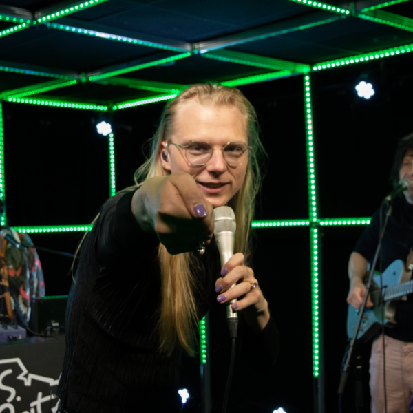 3FM stuurt Prins S. en De Geit naar Sziget