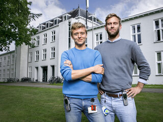 Frank interviewt Tim den Besten en Nicolaas Veul, die in de psychiatrie duiken voor serie '100 dagen in je hoofd'