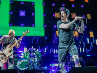 Red Hot Chili Peppers, Queens Of The Stone Age en RONDÉ naar Pinkpop 2023