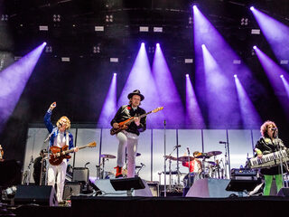 Arcade Fire brengt nieuwe track 'The Lightning I, II' uit