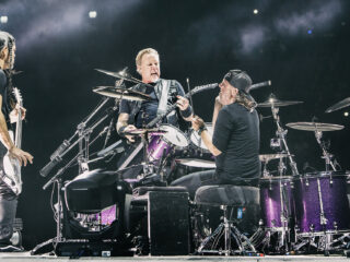 Deze albums staan al 750 weken in de hitlijsten