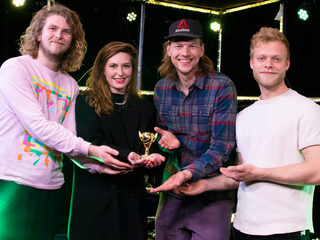 WIES wint een speciaal ingelast 3FM Awardje voor 'Beste Bandje'