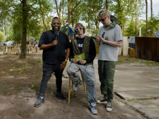 De Jeugd Van Tegenwoordig maakt pure chaos in de 3: festival-editie