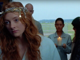 Froukje fantaseert op nieuwe single dat ze god is