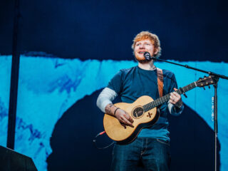 Eminem duikt op als verrassing bij concert van Ed Sheeran