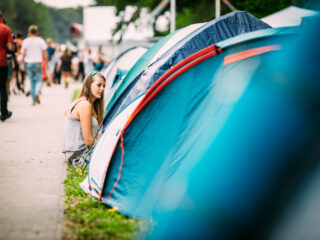 Dé ultieme festivalpaklijst, hiermee vergeet je nooit meer iets naar een festival