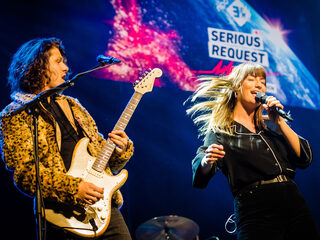 RONDÉ komt langs bij het Glazen Huis tijdens 3FM Serious Request 2021