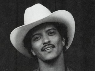 Van (Bruno) Mars naar Venus: bewandelt de zanger een nieuw muzikaal pad?