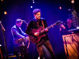 HAEVN speelt 'Kite in a Hurricane' in de 3FM Live Box