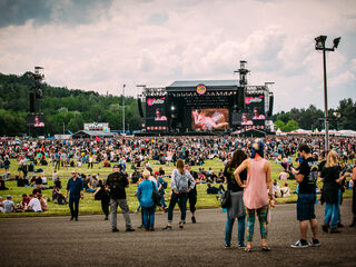 Dit is de top 10 van de 3FM Festival Top 999 in willekeurige volgorde