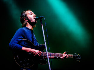 Editors pakt de 3FM Megahit met 'Vibe'