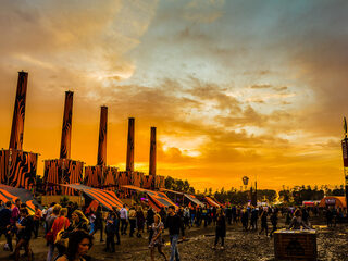 Lowlands opent parkeerplaats met 90.000 zonnepanelen