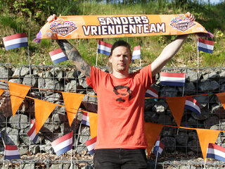 Sanders Vriendenteam viert Koningsdag op de vrijmarkt in Utrecht