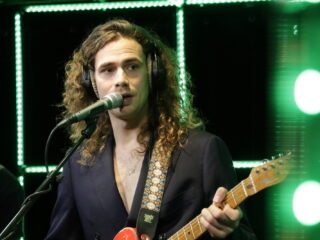 Rob & Wijnand bellen met Lucas Hamming over Judas-rol in 'Jesus Christ Superstar'