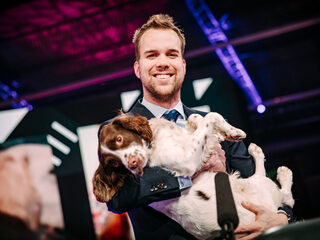 Moet Alfie langskomen in het Glazen Huis?