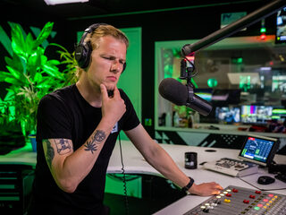 Op welke stand moet de verwarming eigenlijk als je niet thuis bent?