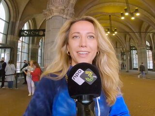 Spontaan concert op straat in aflevering 4 van 'Maak 'm Af'