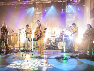 Son Mieux te gast in het Glazen Huis: "Waanzinnige samenkomst van muziek en een evenement"