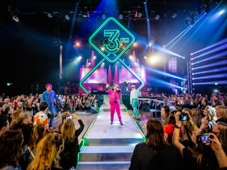 Goldband trapte de 3FM Awards af met onder andere 'Noodgeval'