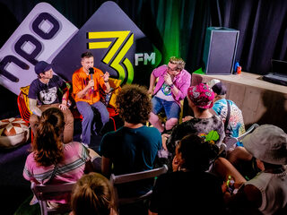 3FM Backstage: Twenty One Pilots verrast fans