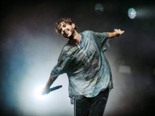Oscar and the Wolf brengt nieuwe single 'Warrior' uit