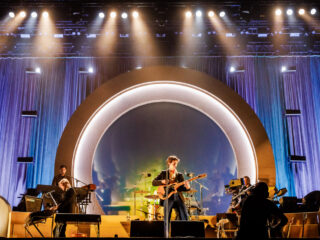 Arctic Monkeys kondigt nieuwe tour data aan en komt naar Nederland