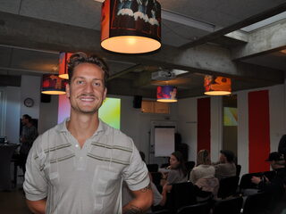 Rolstoel, dakloos of een angststoornis: "Wij houden feesten voor iedereen"