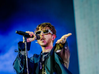 Fans bezorgd om dronken Instagrampost Max Colombie (Oscar and the Wolf)