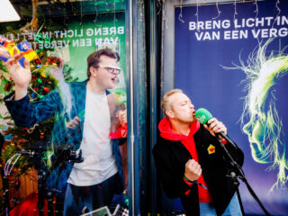 Terug in de tijd met live 'Step Right Up' van Jamai én Rob bij 3FM Serious Request