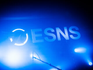 3FM host eigen stage op Noorderslag