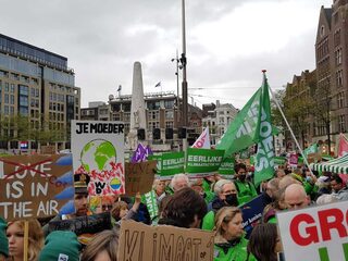 Zij zullen klimaatmarcheren tot ze erbij neervallen