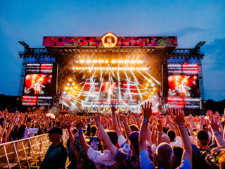 De eerste optredens in Nederland van de Pinkpop headliners