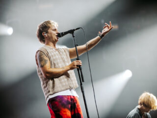 ‘Impossible (Orchestral Version)’ op #1 in de 3FM Top 1003 van deze Eeuw