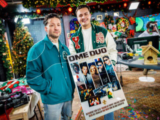 Trobi verrast Kraantje Pappie met gouden plaat en draait euforische set bij 3FM Serious Request