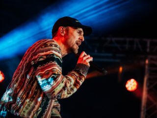 Goldkimono verwarmt iedereen op de Grote Markt