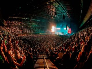 Minister belooft alternatief te zoeken voor btw-verhoging cultuur