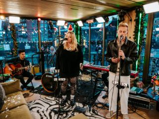 Jack Jarryd en Sophia spelen bijzondere nieuwe track in Het Glazen Huis: "Jullie hebben zo lang gestreden"