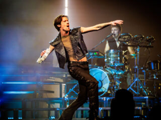 Deze punkversie van ‘Tonight’ door Son Mieux ziet het internet wel zitten