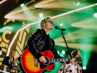 Guus Meeuwis brengt de gezelligheid naar 's-Hertogenbosch tijdens 3FM Serious Request