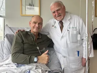 Britt en Romy strijden voor het leven van hun vader: "We kunnen hem nog lang niet missen"