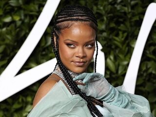 Rihanna rockt haar zwangerschap