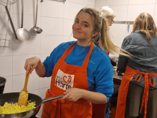 Annabel (26) gebruikte haar vakantiedagen om 40 uur vrijwilligerswerk te doen