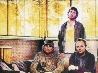 Wat is er ooit gebeurd met Niels Geusebroek z'n band 'Silkstone'?