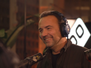 Gerard Ekdom zijn moeder overleed aan ALS: "Je vergeet het ziektebeeld nooit"